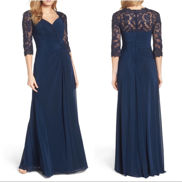 LA FEMME Ruched Twist Column Gown NEW Size 6 Dress Navy Sparkle - Picture 1 of 13